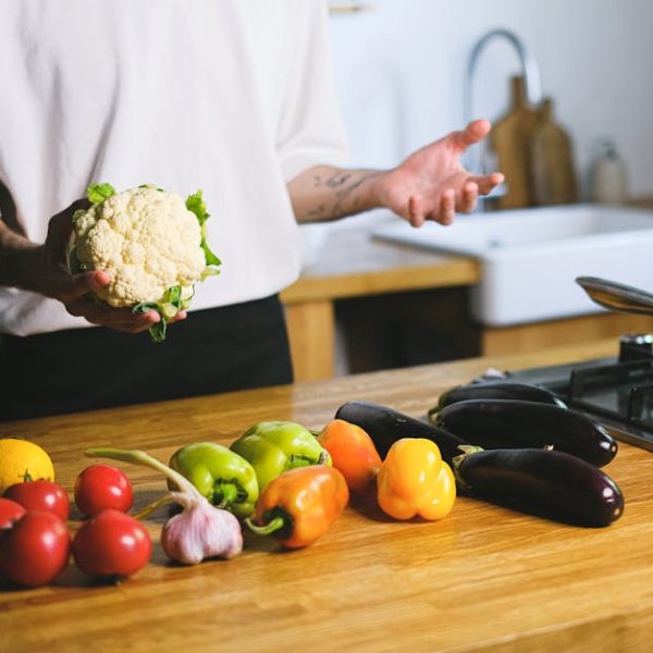 4 Quick and Easy Ways to Keep Cauliflower Fresh Longer