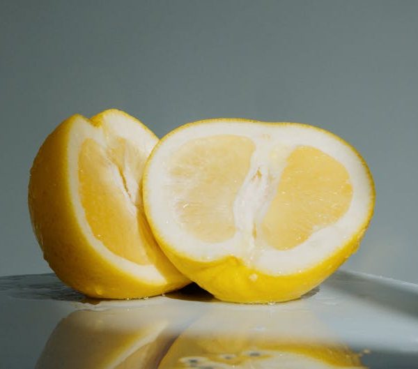 Top 5 Ways to Keep Lemon Juice Fresh and Flavorful